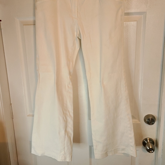 Rafaella Woman's Curvey Fit Flared Bell Bottoms, Size: 8 Color: White - Picture 3 of 16